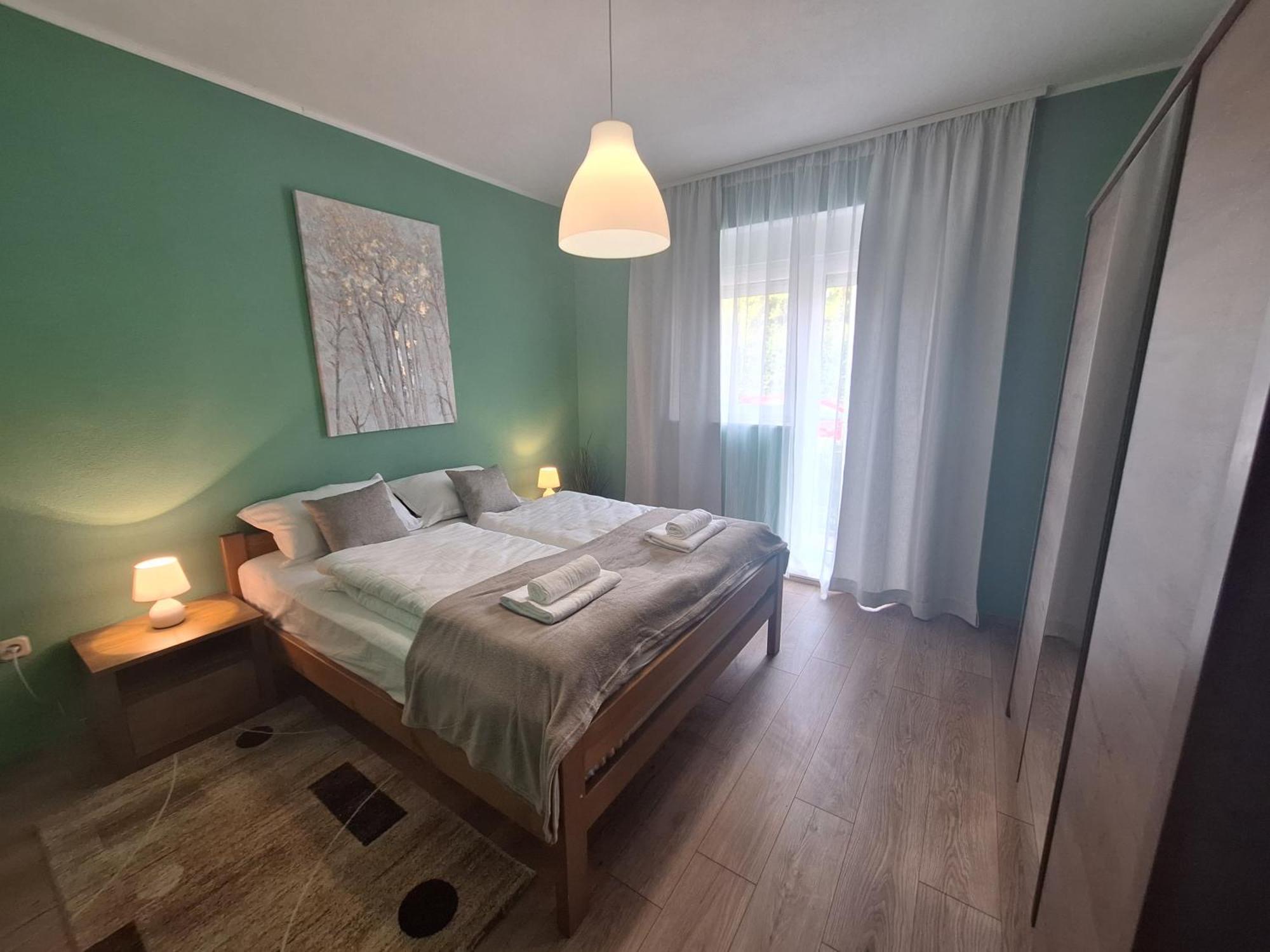 Apartman Lilium Knin Exterior foto