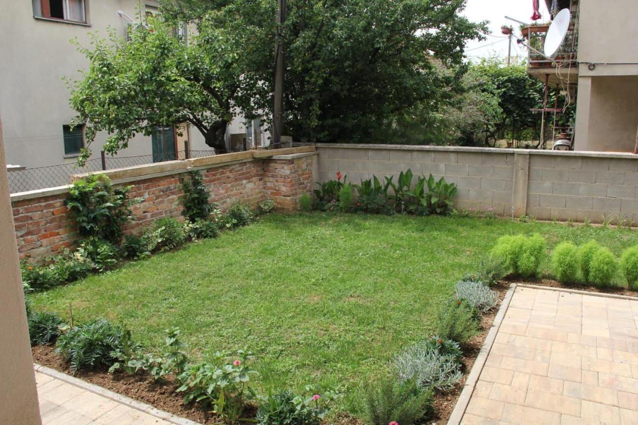 Apartman Lilium Knin Exterior foto